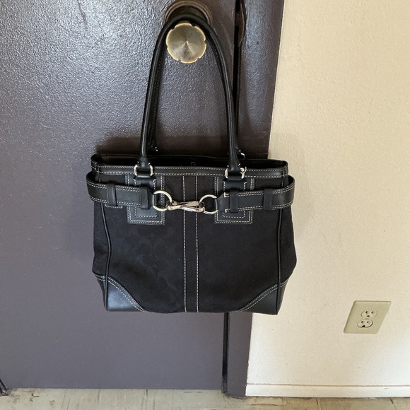 Black Coach Purse - Picture 1 of 3